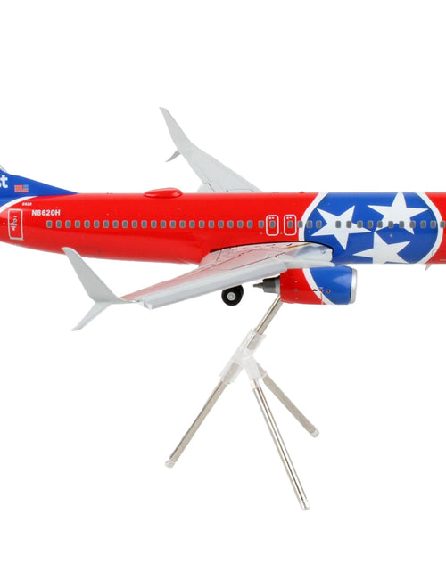 Load image into Gallery viewer, Boeing 737-800 Commercial Aircraft with Flaps Down "Southwest Airlines - Tennessee One" Tennessee Flag Livery "Gemini 200" Series 1/200 Diecast Model Airplane by GeminiJets
