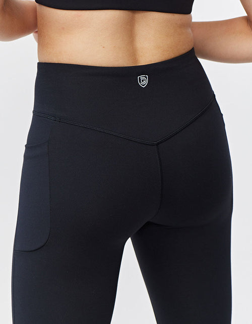 Load image into Gallery viewer, Go Again Women's Cropped Leggings Length 21"
