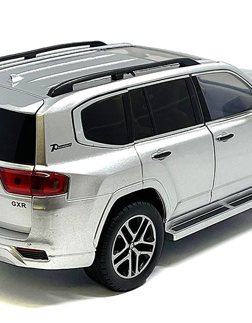 Load image into Gallery viewer, Toyota Land Cruiser Silver Metallic with Sun Roof 1/24 Diecast Model Car
