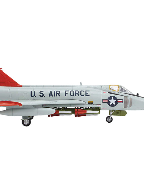 Load image into Gallery viewer, Convair F-102A Delta Dagger Interceptor Aircraft "179th Fighter Interceptor Squadron Minnesota Air National Guard" (1966) United States Air Force "Air Power Series" 1/72 Diecast Model by Hobby Master
