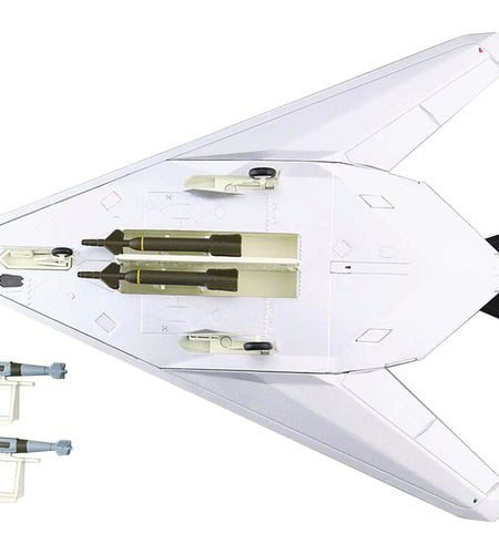Lockheed F-117A Nighthawk Stealth Aircraft "Toxic Death" (1991) "Air Power Series" 1/72 Diecast Model by Hobby Master