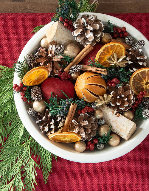 Load image into Gallery viewer, Holiday Memories Potpourri by Andaluca Home
