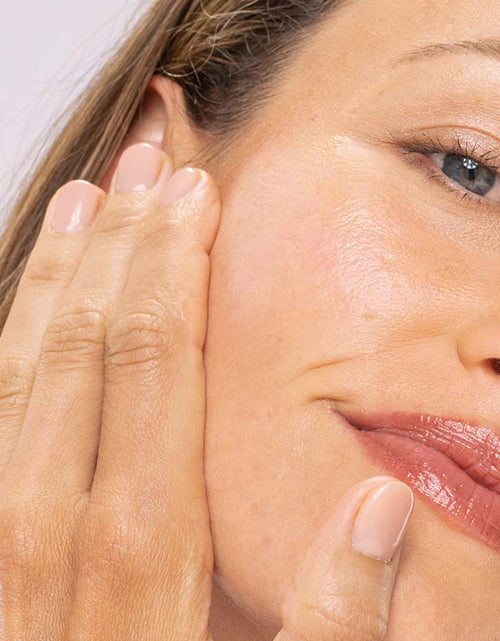 Load image into Gallery viewer, Hyaluronic Booster by FarmHouse Fresh skincare
