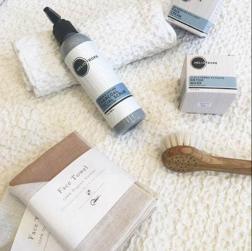 Load image into Gallery viewer, Lemon &amp; Thyme Charcoal Face Scrub by Heliotrope San Francisco
