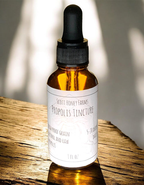 Load image into Gallery viewer, Propolis Tincture 1 oz.
