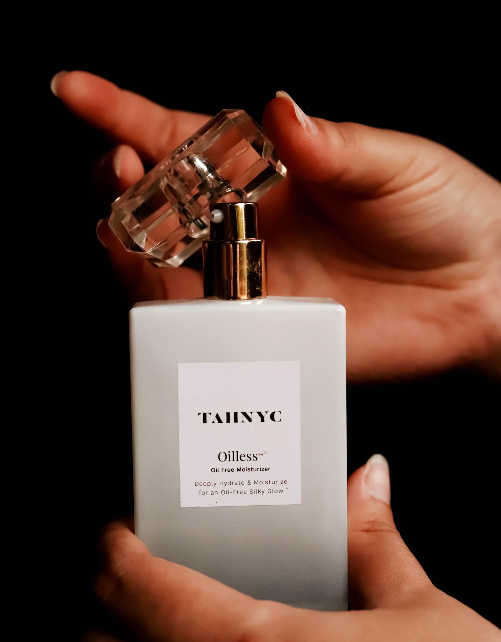 Oilless Oil Free Moisturizer by TAHNYC