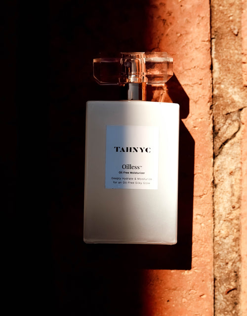 Load image into Gallery viewer, Oilless Oil Free Moisturizer by TAHNYC
