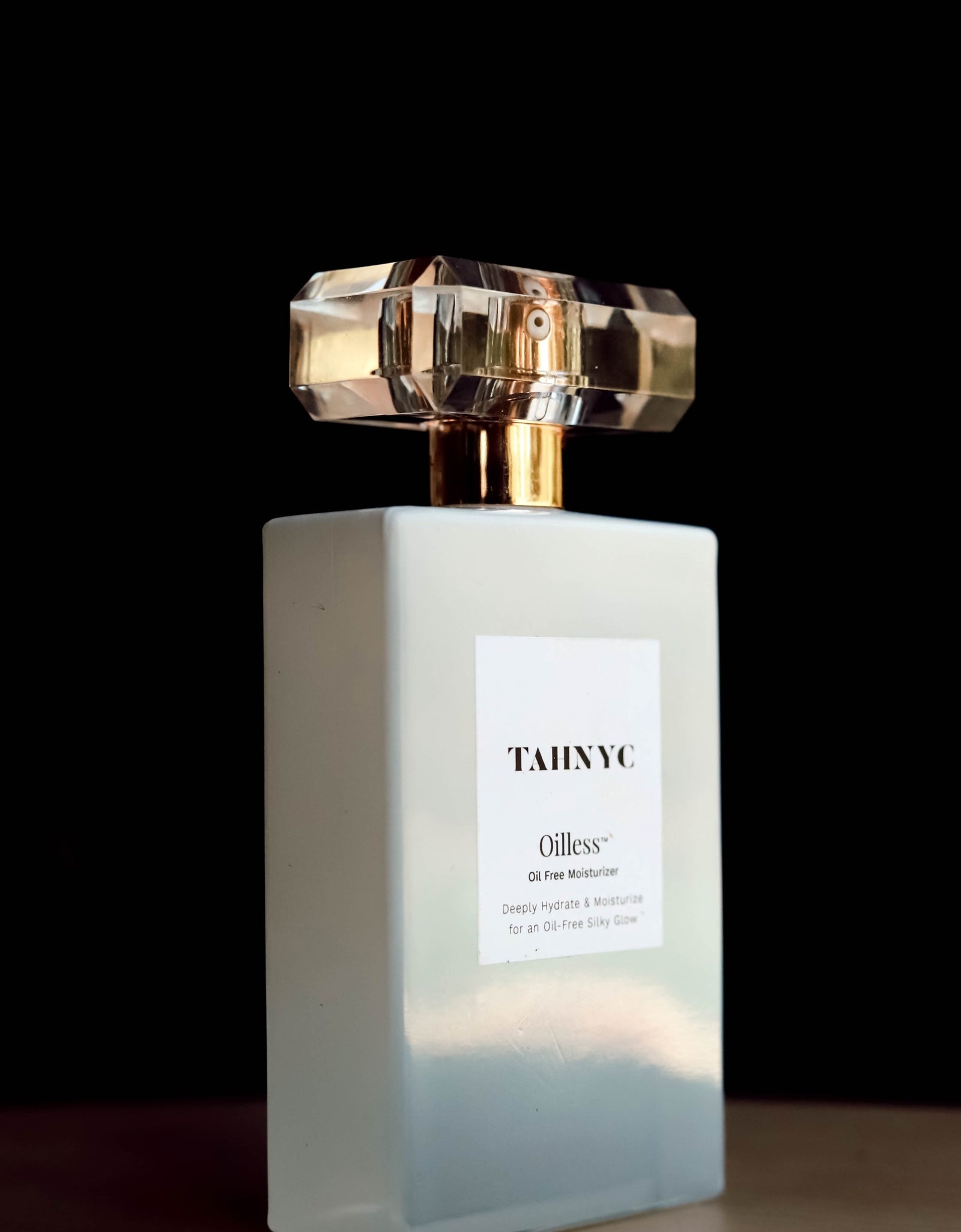 Oilless Oil Free Moisturizer by TAHNYC