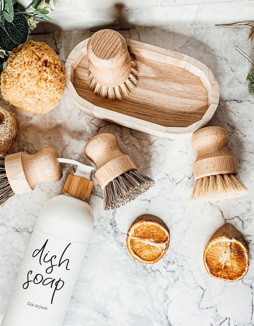 Load image into Gallery viewer, Natural Sisal Brush by Gia Roma
