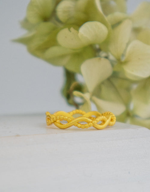 Load image into Gallery viewer, Entwined Rope Ring by Ash &amp; Rose
