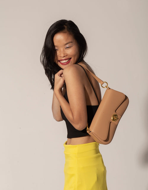 Load image into Gallery viewer, Jacqueline Leather Bag, Apricot by Bob Oré
