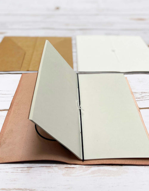 Load image into Gallery viewer, Custom Traveler's Leather Journals - TRAVELER'S JOURNALS by Soothi
