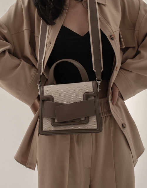 Load image into Gallery viewer, Evelyn Bag in Canvas and Genuine Leather, Gray by Bob Oré
