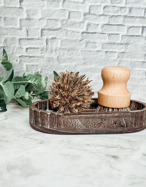 Load image into Gallery viewer, Natural Sisal Brush by Gia Roma
