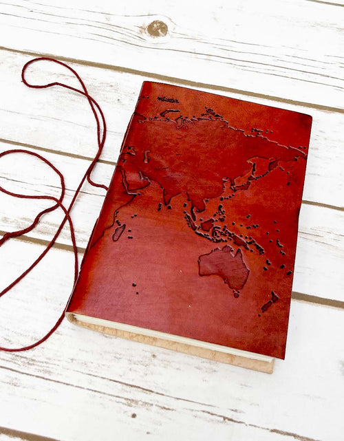 Load image into Gallery viewer, World Map 7x5 Handmade Leather Journal by Soothi
