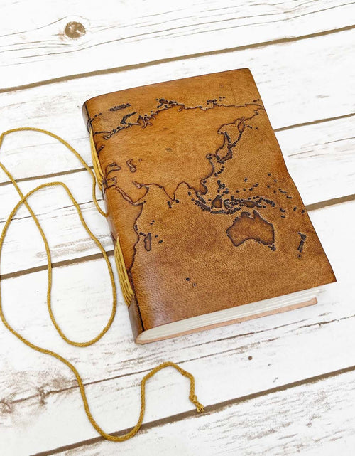 Load image into Gallery viewer, World Map 7x5 Handmade Leather Journal by Soothi
