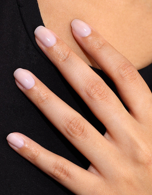 Load image into Gallery viewer, Illuminating Nail Concealer by LONDONTOWN
