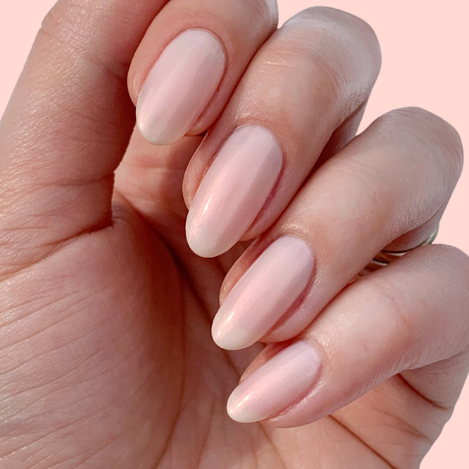 Bubble Illuminating Nail Concealer by LONDONTOWN