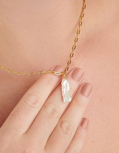 Load image into Gallery viewer, Isabella Pearl Necklace by Little Sky Stone
