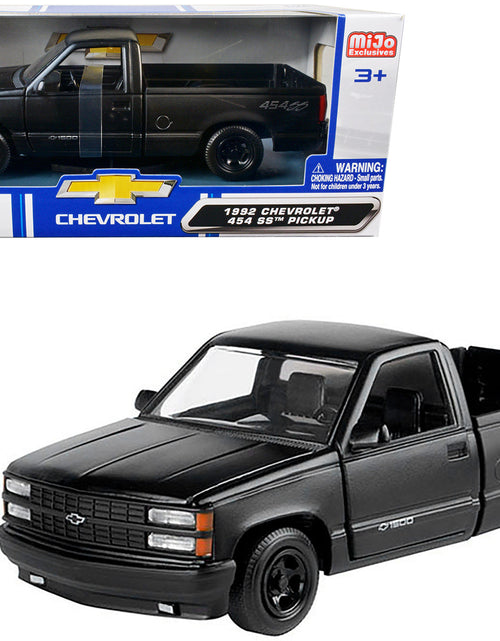 Load image into Gallery viewer, 1992 Chevrolet 454 SS Pickup Truck Matt Black 1/24 Diecast Model Car by Motormax
