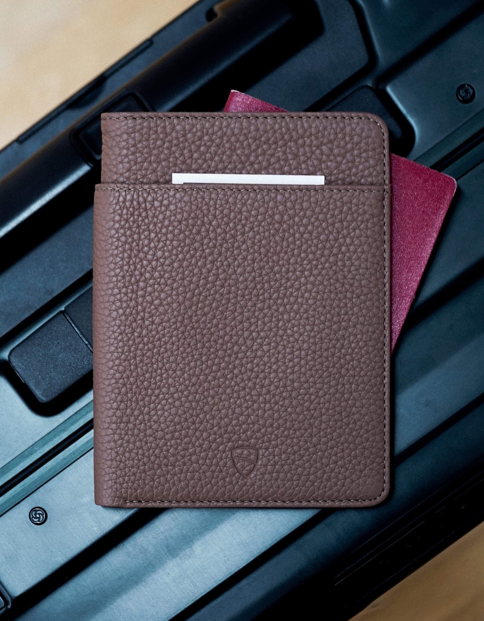 KENSINGTON Passport Wallet by Vaultskin