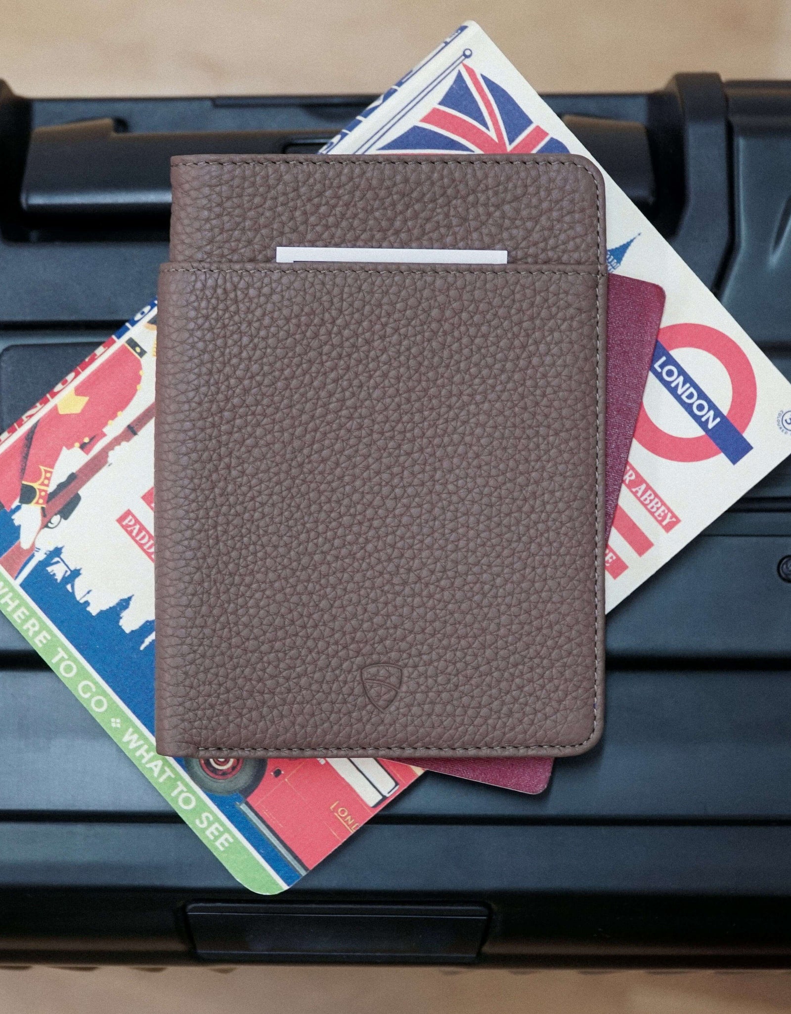 KENSINGTON Passport Wallet by Vaultskin