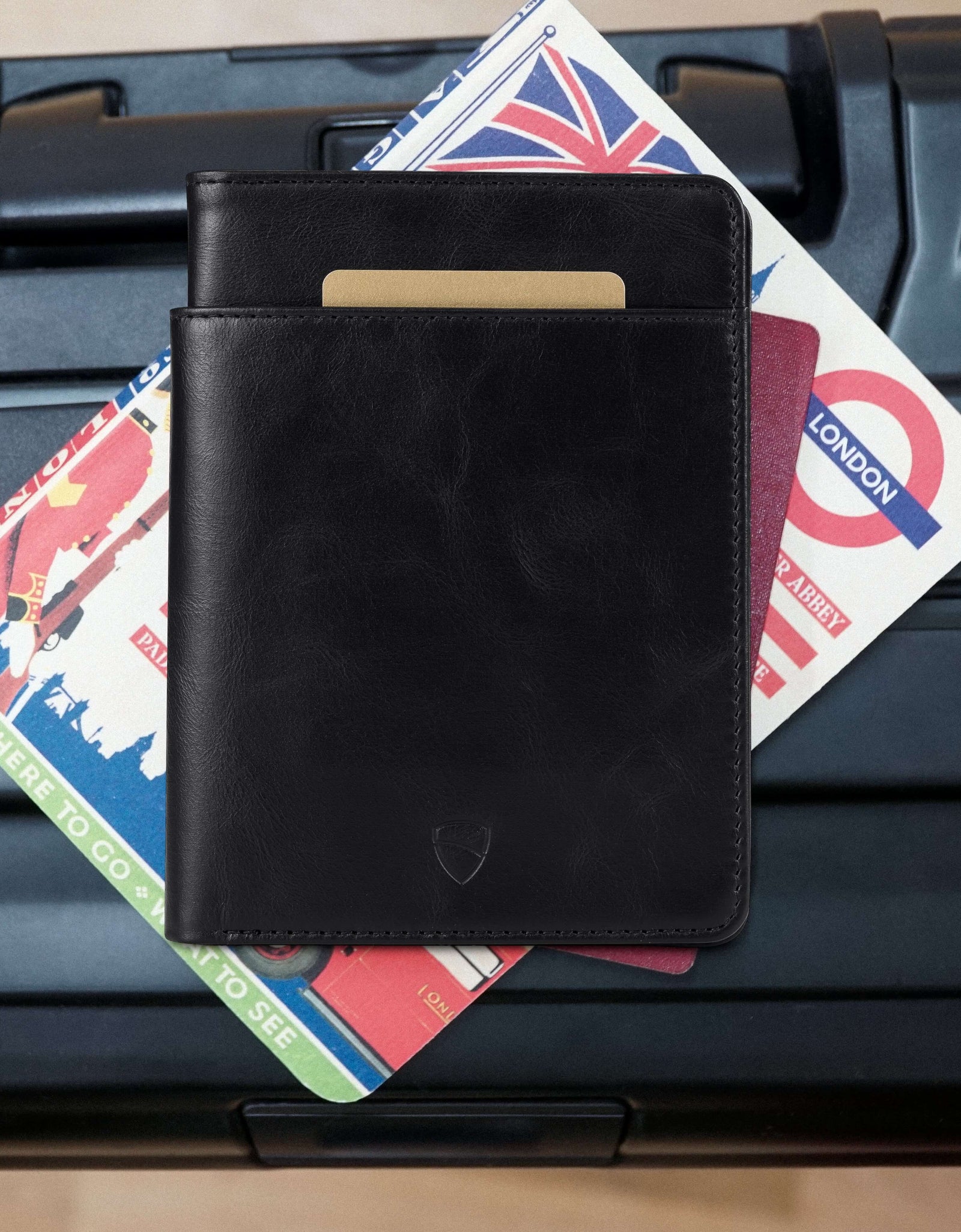 KENSINGTON Passport Wallet by Vaultskin