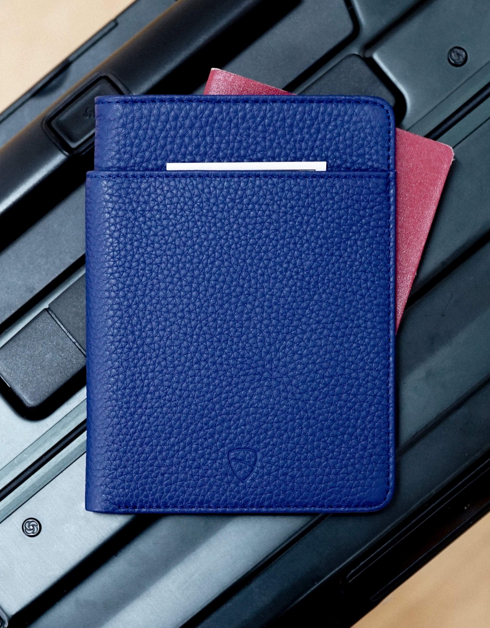 KENSINGTON Passport Wallet by Vaultskin
