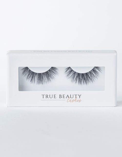 Load image into Gallery viewer, Timeless Beauty Lash Style by True Beauty Lashes
