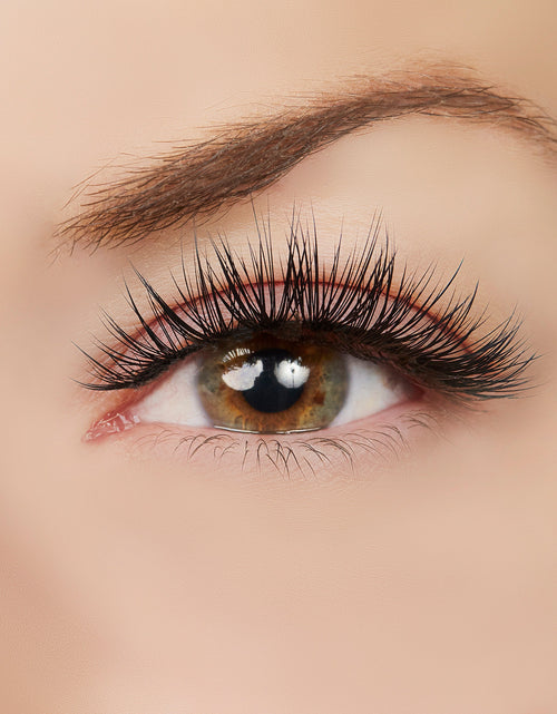 Load image into Gallery viewer, Wait for It Lash Style by True Beauty Lashes
