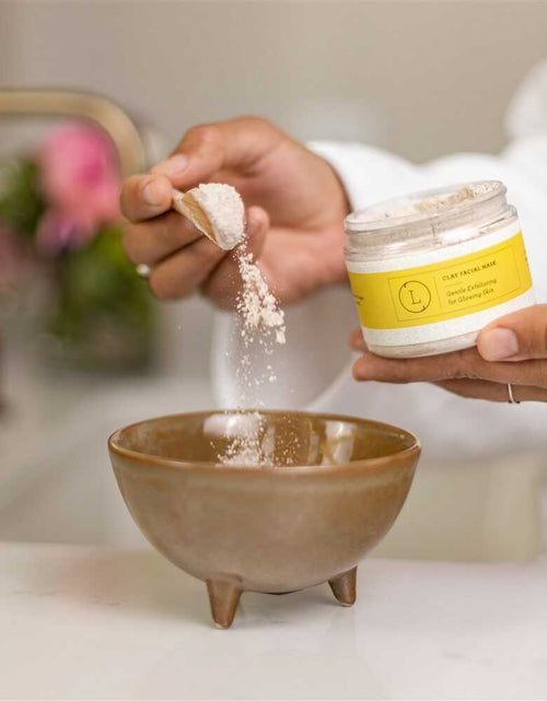 Load image into Gallery viewer, Natural Clay Facial Mask, Exfoliating Mask, Glowing skin Mask by Lizush
