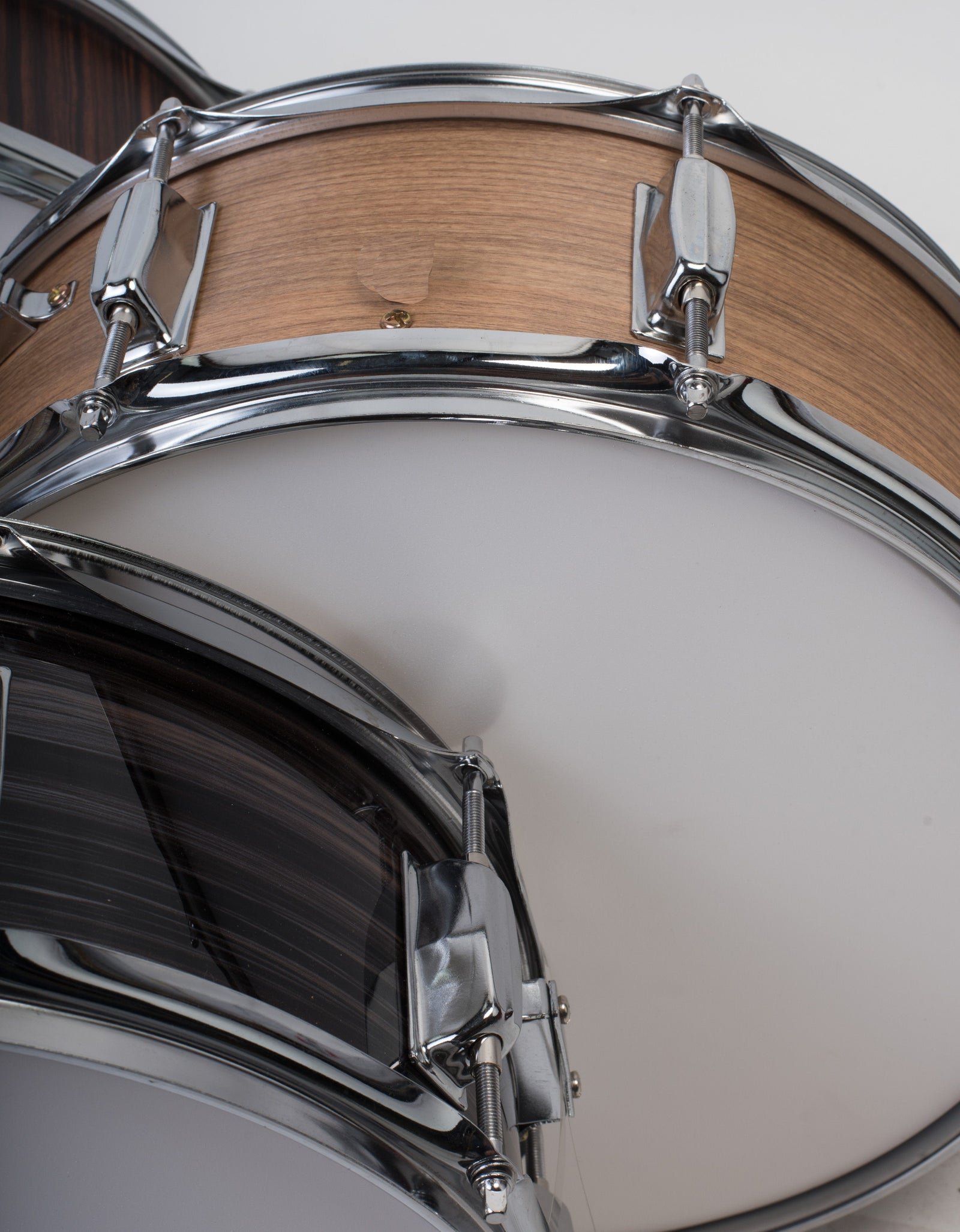 Oak Wood Snare Drum by GRIFFIN - PVC on Poplar Wood Shell 14" x 5.5" - Percussion Musical Instrument by GeekStands.com