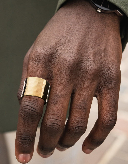 Load image into Gallery viewer, Men's Hammered Wide Ring by eklexic jewelry
