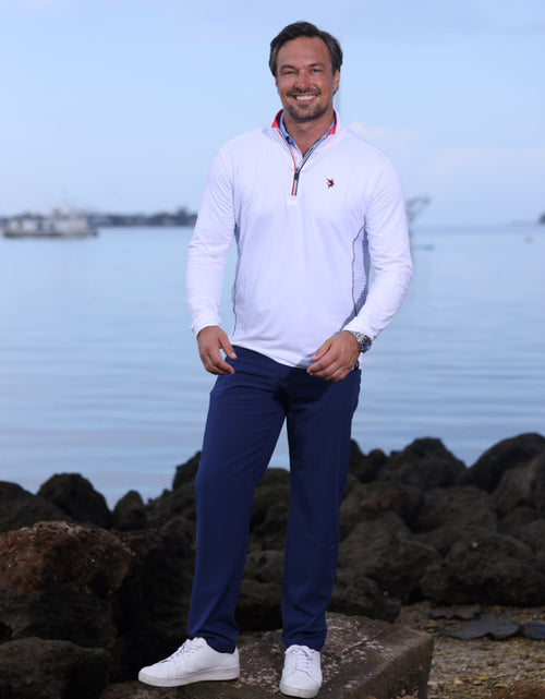 Load image into Gallery viewer, Monterey Performance Quarter Zip
