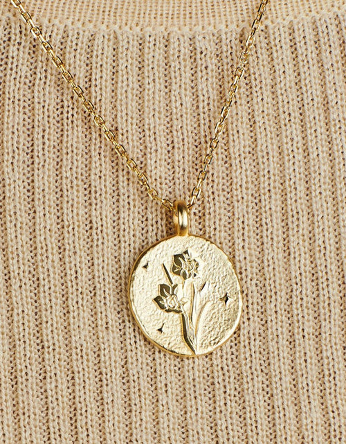 Load image into Gallery viewer, Narcissus Birth Flower Necklace - Dec by Little Sky Stone
