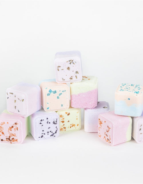 Load image into Gallery viewer, Lavender bath and body set, Natural skincare appreciation gift box by Lizush
