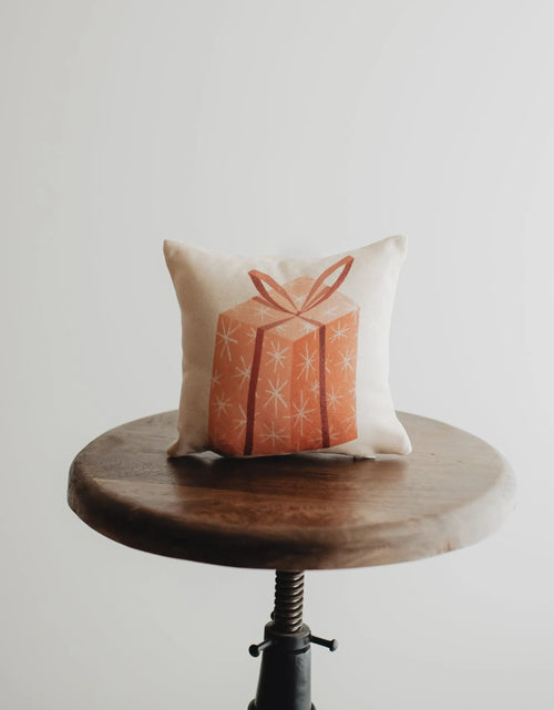 Load image into Gallery viewer, Nordic Mini Peach Star Gift Throw Pillow Cover | 8x8 |  Small Throw Pillows | Christmas Gift | Sister Gift | Gift for Mom | Teacher Gift by UniikPillows
