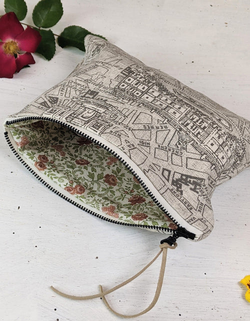 Load image into Gallery viewer, Paris Map Purse by Ash &amp; Rose
