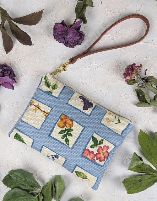 Load image into Gallery viewer, Summer Meadow Wristlet Purse by Ash &amp; Rose
