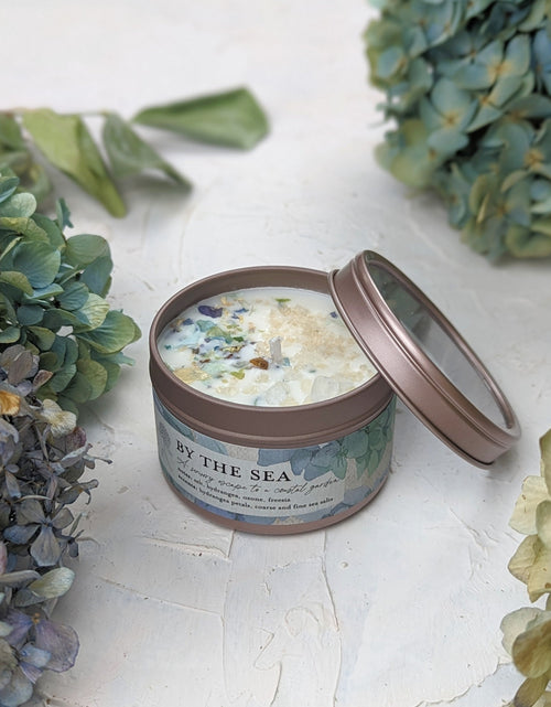 Load image into Gallery viewer, BY THE SEA Hydrangea Sea Salt Candle by Ash &amp; Rose
