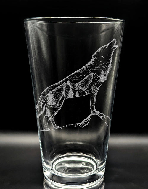 Load image into Gallery viewer, DOUBLE EXPOSURE ANIMALS Pint Glasses by LumEngrave
