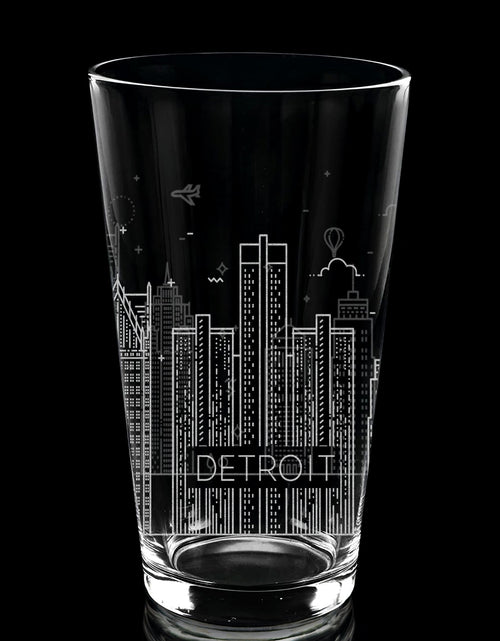 Load image into Gallery viewer, CITY SKYLINES Pint Glasses by LumEngrave
