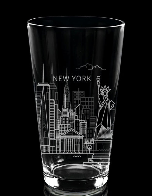 Load image into Gallery viewer, CITY SKYLINES Pint Glasses by LumEngrave
