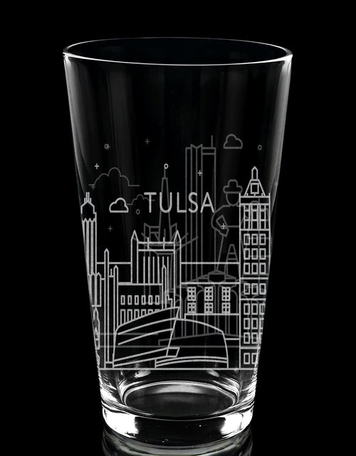 Load image into Gallery viewer, CITY SKYLINES Pint Glasses by LumEngrave
