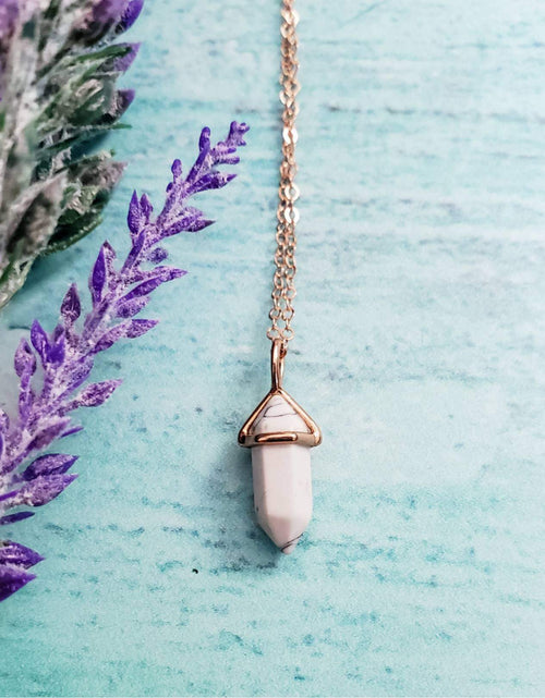 Load image into Gallery viewer, Rose Gold Tiny Spike Necklace by Salt and Sparkle
