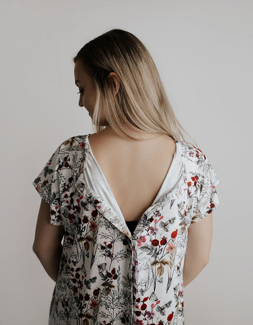 Load image into Gallery viewer, Floral Mommy Labor and Delivery Nursing Hospital Gown by Three Little Tots
