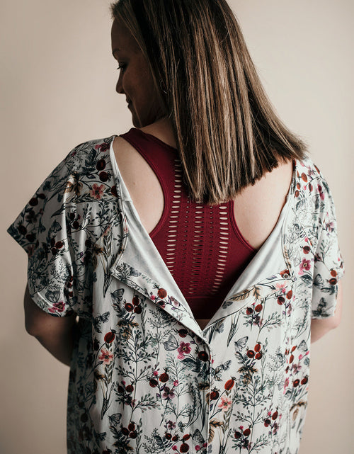 Load image into Gallery viewer, Floral Mommy Labor and Delivery Nursing Hospital Gown by Three Little Tots
