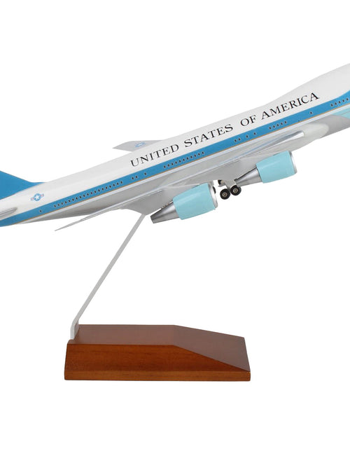 Load image into Gallery viewer, Boeing VC-25A Commercial Aircraft with Landing Gear "Air Force One - United States of America" (29000) White with and Blue Stripes 1/200 Plastic Model by Skymarks

