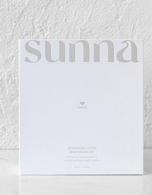 Load image into Gallery viewer, SunnaSmile Advanced Home Whitening Kit by Sunna
