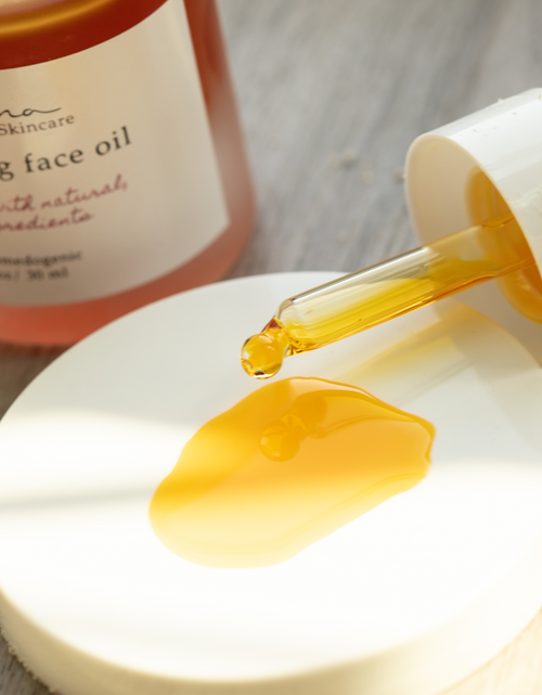 Load image into Gallery viewer, Nourishing Face Oil - Vitamin C by LaBruna Skincare
